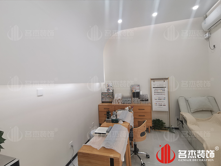 20231027150003_264 直播间