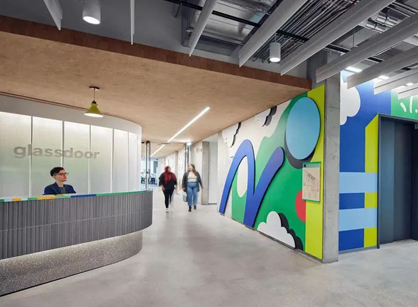 以社区为导向的愿景办公室装修设计空间是怎样打造的——Glassdoor